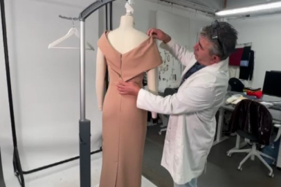 Obama, Trump, Middleton’u Tuncelili terzi giydiriyor