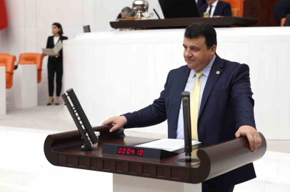 CHP’li Hasan Öztürk’ten Melih Gökçek’e sert tepki: “Ey Cahil, Dinle!”