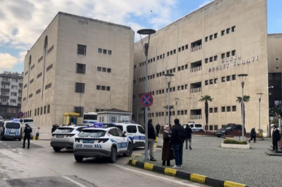 Adliyeyi kana bulayan baba adliyede