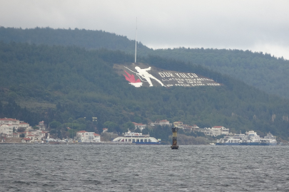 Bozcaada ve Gökçeada'ya yarınki tüm feribot seferleri iptal edildi
