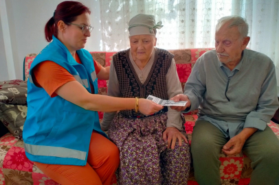 Evde sağlık hizmetleri büyüyerek devam ediyor