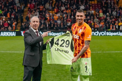 Muslera kulüp rekorunu kırdı
