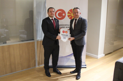 AK Partili Kılıç: Bursa, köprü vazifesi görüyor