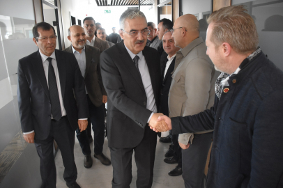 Bursa Valisi Ayyıldız, Kayapa OSB Müteşebbis Heyeti ile biraraya geldi