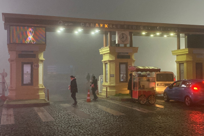 Çanakkale Boğazı’nda sis nedeniyle feribot seferleri durduruldu