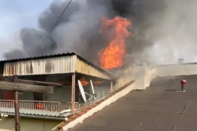 Bursa'da çatı yangını korkuttu