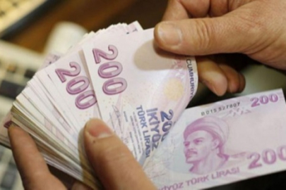 Emekliye yarın ödeme var: Zam farkı ve ek ödemeler hesaplara geçiyor