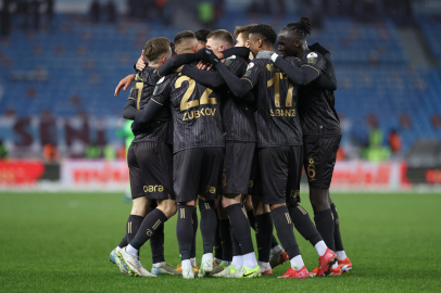 Trabzonspor evinde 3 golle kazandı