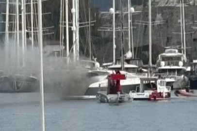 Milyon dolarlık motoryat kül oldu