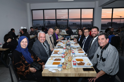 Başkan Şadi Özdemir aşevinde vatandaşlarla iftarda buluştu