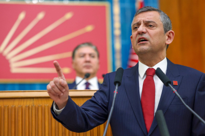 Özgür Özel'den sahipsiz sokak hayvanları yasasına düzenleme çağrısı