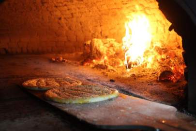 Ramazan ayında 450 derece sıcaklık önünde vazgeçilmez lezzet mesaisi