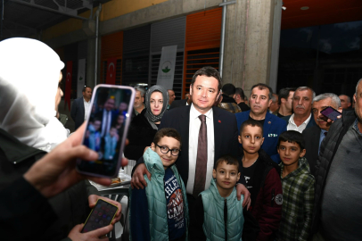 Başkan Aydın, Emek Mahallesi’nde iftar sofrasında hemşehrileriyle buluştu