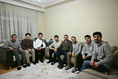 Başkan Yılmaz, sahuru gençlerle yaptı