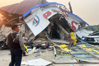 Myanmar'ı vuran depremde ölü sayısı bin 2'ye yükseldi