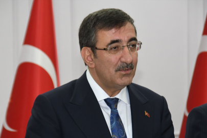 Yılmaz: Anti-semitizm arayanlar Avrupa tarihine baksınlar
