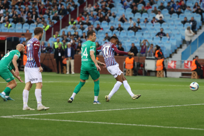 3 kırmızı kart 5 gol! Trabzonspor yarı finalde