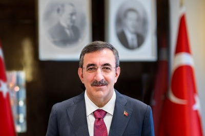 Cevdet Yılmaz'dan Özgür Özel'e 'Cunta' tepkisi