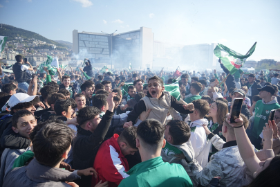Bursa sokakları tribüne döndü!