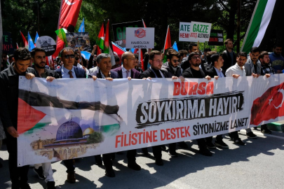 Uludağ öğrencilerinden 'Vicdan Nöbeti'