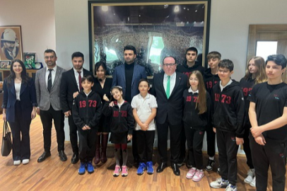 Tan Okulları’ndan Bursaspor Başkanı Enes Çelik’e Ziyaret