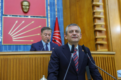 CHP lideri Özel'den Erdoğan'a deprem konusunda çağrı: "Gel bu işi siyasi çatışmadan çıkaralım ve hep birlikte çalışalım"