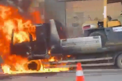 Forklift yüklü kamyon alev topuna döndü