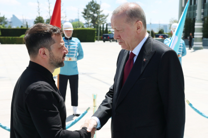 Erdoğan, Ukrayna Devlet Başkanı Zelenskiy ile görüştü