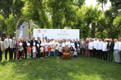 Türk Mutfağı Haftasında 20 çeşit helva aynı anda tadıldı