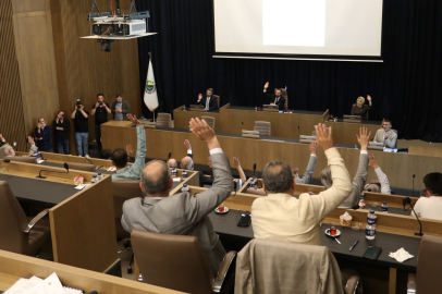 İnegöl Belediyesi 2024 Bütçesi Oy Çokluğu İle Kabul Edildi