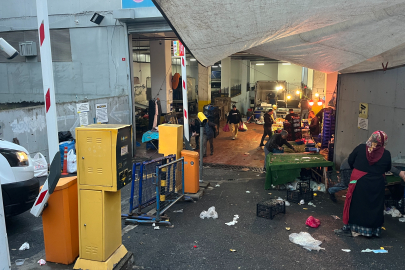 Pazar alanında panik anları! Havalandırmaya sıktı