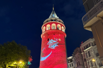 Galata Kulesi'nde Işık Gösterisi