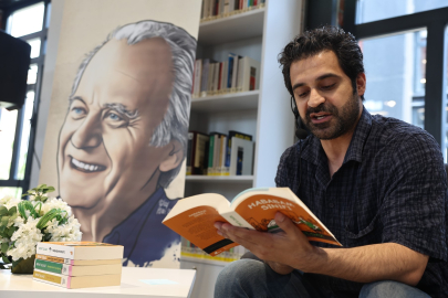 Ünlü oyuncu Nilüfer'de gençlerle buluştu