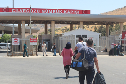 Suriyeliler bayramlaşmak için ülkelerine gidiyor