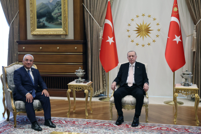 Cumhurbaşkanı Erdoğan, DSP Genel Başkanı Aksakal'ı kabul etti