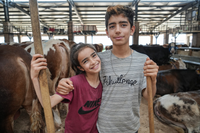 Kurban pazarının en küçük satıcısı onlar