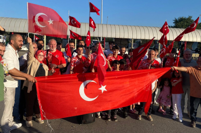 Bursa'da genç sporculara coşkulu karşılama