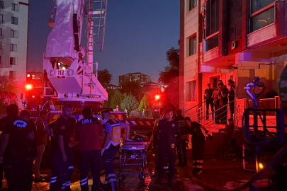 Diyarbakır'da 13 katlı apartmanda yangın! Can pazarı yaşandı, Anne ve 3 çocuğu hayatını kaybetti.