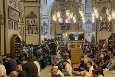 Bursa Ulucami bayram namazında doldu taştı