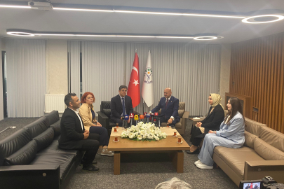 AK Parti'den DEM Parti'ye bayram ziyareti