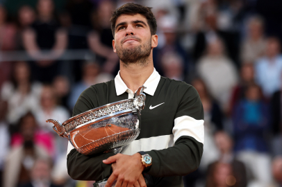Carlos Alcaraz, Fransa Açık Tenis Turnuvası'nda şampiyon oldu