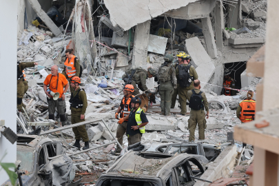 İsrail'de İran'ın saldırıları sonucu 3 kişi öldü, 91 kişi yaralandı