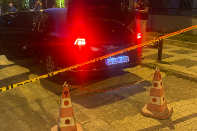 Dilan Polat'ın koruması silahlı saldırıya uğradı