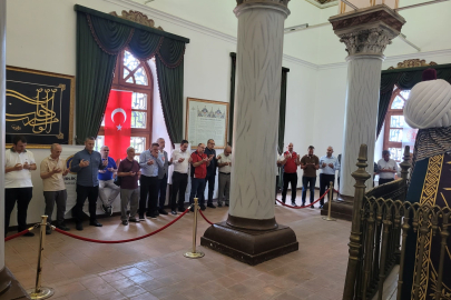 Şehit olan ilk padişah Bursa’daki kabri başında anıldı