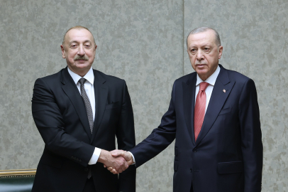 Erdoğan, Azerbaycan Cumhurbaşkanı Aliyev ile bir araya geldi