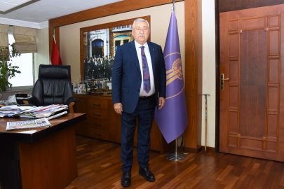 Palandöken: "Çocuklarımızı notlarıyla değil, gösterdikleri çaba, sabır ve gayretle değerlendirmeliyiz"