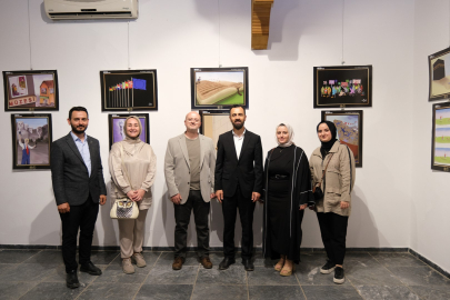 Yalçın Eroğlu’nun ödüllü karikatürleri İnegöl’de görücüye çıktı