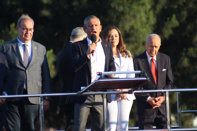 CHP Genel Başkanı Özel, Tekirdağ'da partililere seslendi