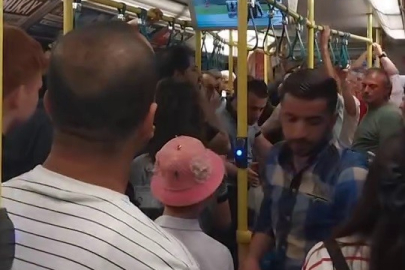 Metroda ortalık fena karıştı!