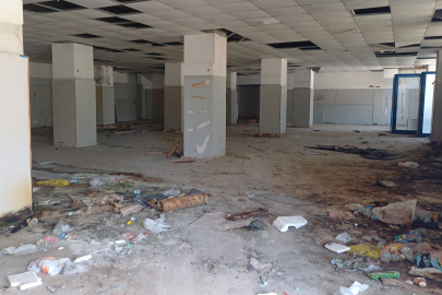 Tartıştığı arkadaşını boğazını keserek öldürdü